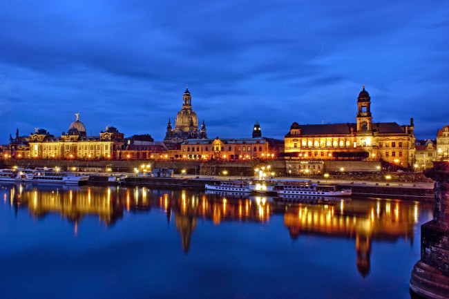 Обои картинки фото города, дрезден , германия, вечер, теплоходы, отражение, река