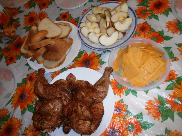 Обои картинки фото еда, разное, курица, мясо, хлеб, сыр, яблоки