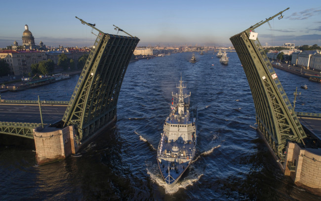 Обои картинки фото корабли, другое, петербург, нева, мост, корабль