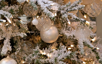 Картинка праздничные Ёлки шары елка снег