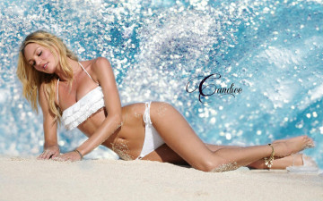 Картинка девушки candice+swanepoel блондинка купальник песок