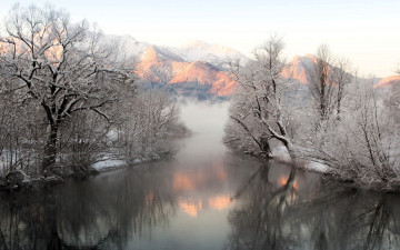 обоя природа, реки, озера, горы, деревья, снег, туман, река