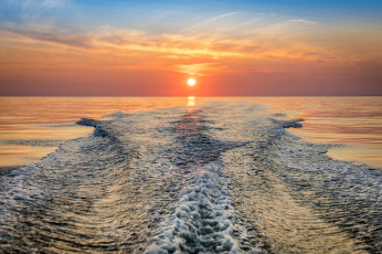 Картинка природа моря океаны горизонт кильватер океан солнце