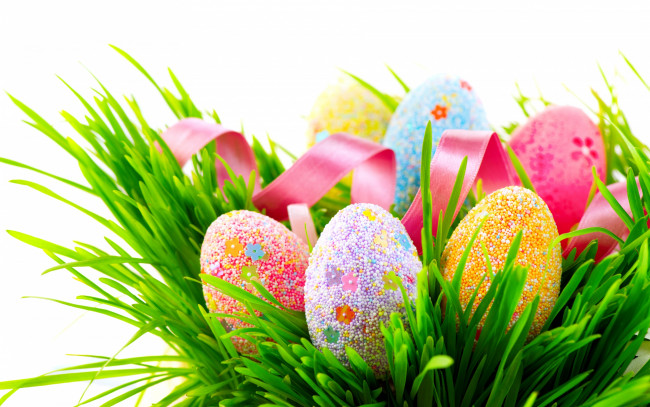 Обои картинки фото праздничные, пасха, eggs, holidays, лента, декор, яйца, разноцветные, colorful, трава, easter, spring