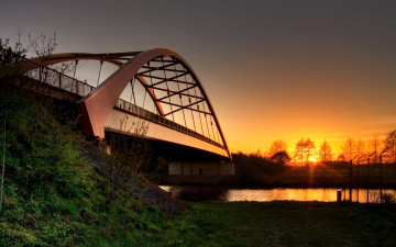 Картинка города -+мосты мост река берега заря