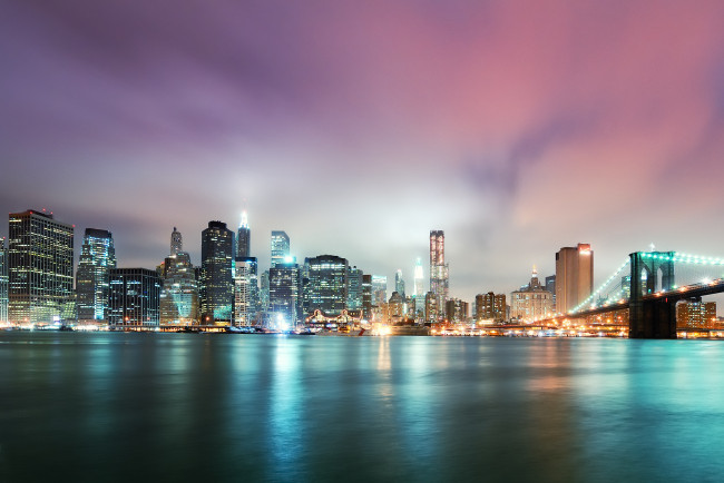 Обои картинки фото new, york, city, города, нью, йорк, сша, огни, nyc, мост, brooklyn, bridge, бруклинский, ночной, город, здания, небоскрёбы