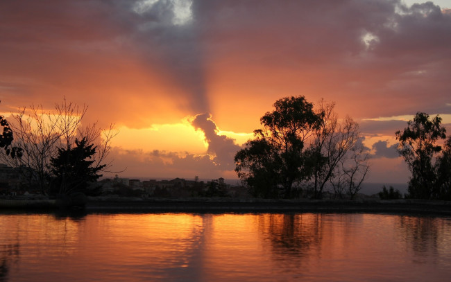 Обои картинки фото природа, восходы, закаты, река, деревья, облака, отражение