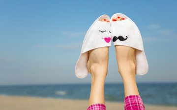 Картинка разное одежда +обувь +текстиль +экипировка лето море пляж sun vacation accessories beach summer тапочки ноги отдых