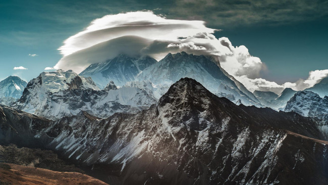 Обои картинки фото himalaya nepal mountain, природа, горы, вершины, mountain, облака, пейзаж, небо, himalaya, nepal