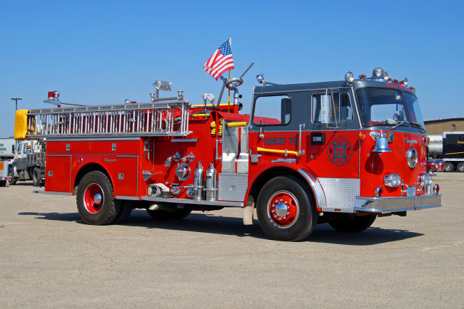 Обои картинки фото seagrave fire engine, автомобили, пожарные машины, автомобиль, пожарный, спецтехника