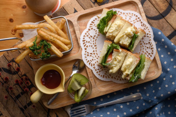 Картинка еда бутерброды +гамбургеры +канапе бутерброд картофель фри хлеб киви соус