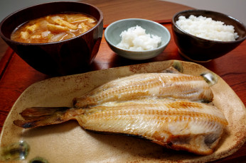 обоя еда, рыба,  морепродукты,  суши,  роллы, рыбка