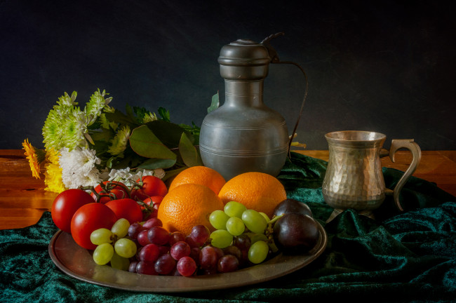 Обои картинки фото еда, натюрморт, фрукты, кувшин, помидоры, томаты
