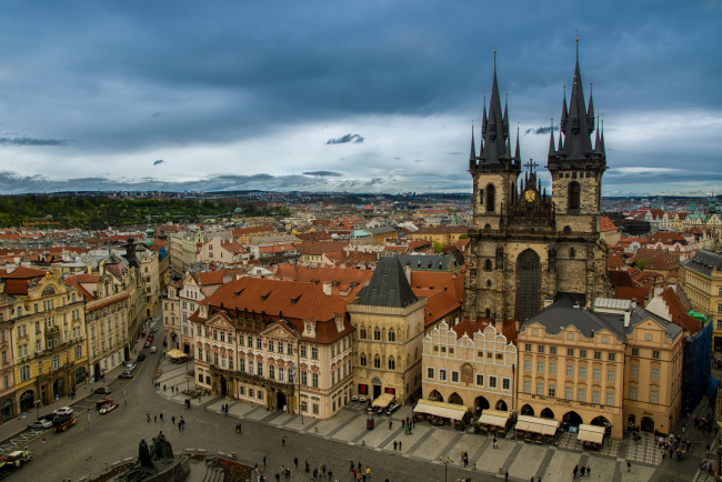Обои картинки фото prague - old town square, города, прага , Чехия, башни, площадь
