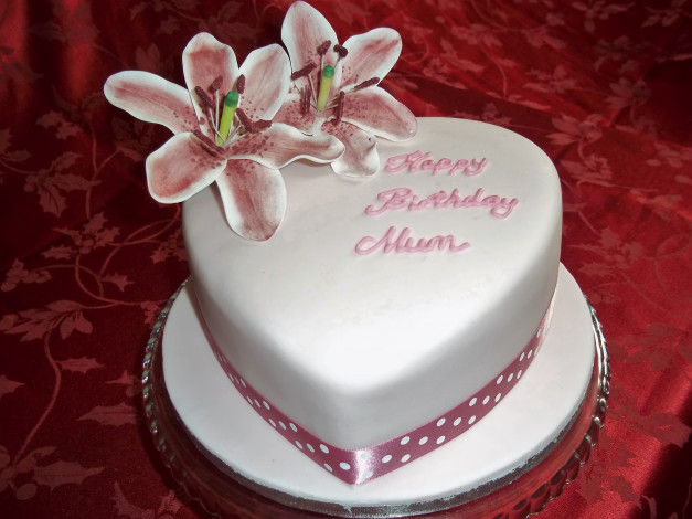 Обои картинки фото праздничные, день рождения, торт, лилии