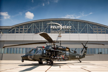 Картинка sikorsky+uh-60+black+hawk авиация вертолёты вертолет ангар игорь сикорский lockheed martin sikorsky uh60 black hawk