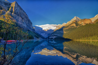 обоя lake, louise, banff, national, park, canada, природа, реки, озера, отражение, горы, озеро, канада, альберта, alberta, банф
