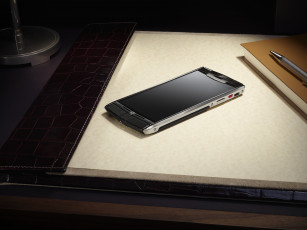 Картинка vertu+signature бренды -+vertu+signature ежедневник стол ручка папка смартфон телефон верту