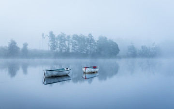 Картинка корабли лодки +шлюпки озеро туман