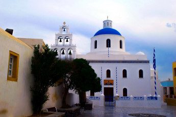 Картинка города санторини+ греция церковь