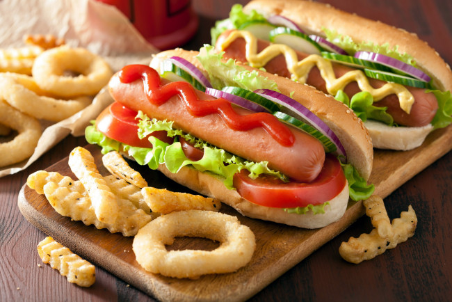 Обои картинки фото еда, бутерброды,  гамбургеры,  канапе, сосиска, хот-дог, булочка