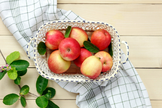 Обои картинки фото еда, Яблоки, фрукты, яблоки, корзинка