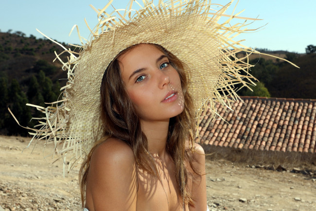 Обои картинки фото девушки, katya clover , катя скаредина, шляпа