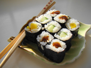 Картинка sushi еда рыба морепродукты суши роллы палочки тарелка