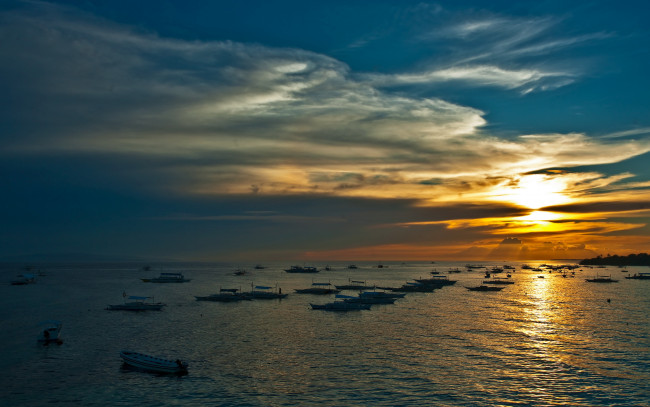 Обои картинки фото sunset, природа, восходы, закаты, море, лодки, облака, закат