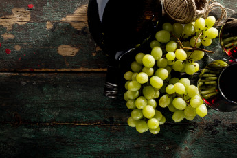 Картинка еда напитки +вино вино бокалы бутылка гроздь виноград