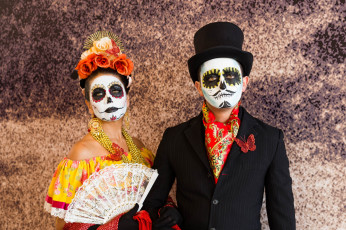 Картинка разное маски +карнавальные+костюмы couple day of the dead