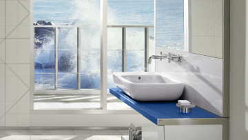 Картинка интерьер ванная+и+туалетная+комнаты балкон волны раковина кран зеркало окно море