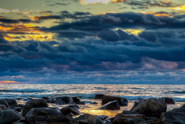 Обои картинки фото gulf, of, bothnia, finland, природа, моря, океаны, ботнический, залив, балтийское, море, baltic, sea, облака, финляндия, камни