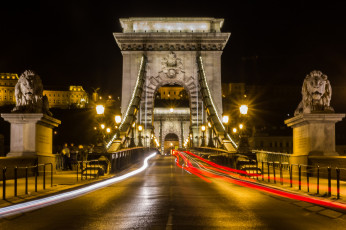 обоя chain bridge in budapest, города, будапешт , венгрия, мост, река, огни, ночь