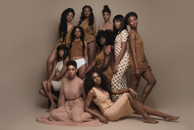 Обои картинки фото девушки, -unsort , группа девушек, макияж, поза, десять, 10, группа, чернокожие, темнокожие, мулатки, разные, модели, фотомодели