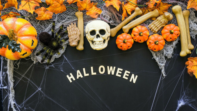 Обои картинки фото праздничные, хэллоуин, череп, кости, надпись
