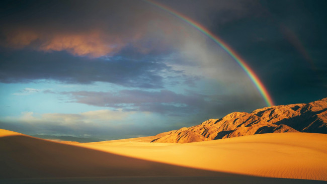 Обои картинки фото rainbow over death valley, california, природа, радуга, rainbow, over, death, valley