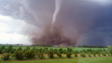 Картинка торнадо природа стихия ураган пыль поле