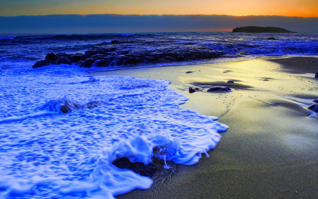 Обои картинки фото природа, побережье, пляж, океан, вечер, волны, камни