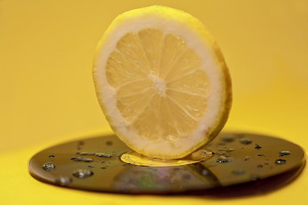 Картинка еда цитрусы капли долька макро лимон