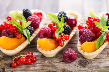 Картинка еда фрукты +ягоды ягоды вкусно малина персик смородина размытие ежевика