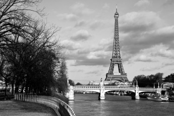 Картинка города париж+ франция монохром