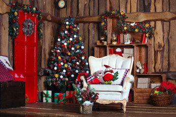 обоя праздничные, ёлки, елка, подарки, игрушки, кресло