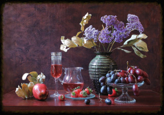 обоя еда, натюрморт, кувшин, цветы, яблоко, клубника, виноград