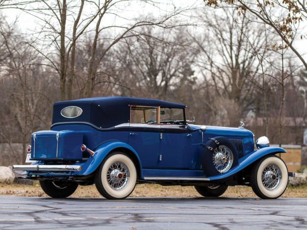 Обои картинки фото автомобили, классика, auburn, v12, 160a, custom, dual, ratio, phaeton, sedan, 1932, синий