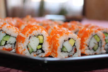 Картинка еда рыба +морепродукты +суши +роллы японская кухня роллы икра