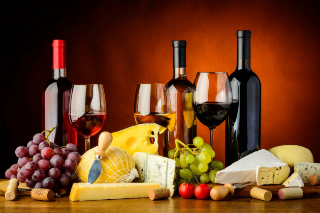 Обои картинки фото еда, разное, сыр, виноград, вино, ассорти, томаты, помидоры