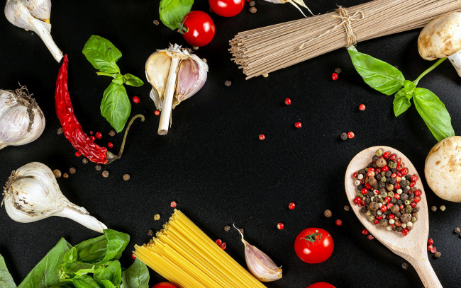 Обои картинки фото еда, макароны,  макаронные блюда, спагетти, чеснок