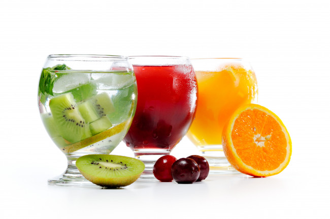 Обои картинки фото еда, напитки, сок, фрукты, ягоды, апельсин, вишня, киви