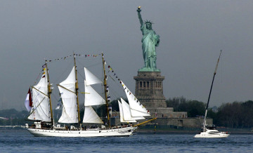 обоя корабли, разные, вместе, яхта, статуя, свободы, парусник